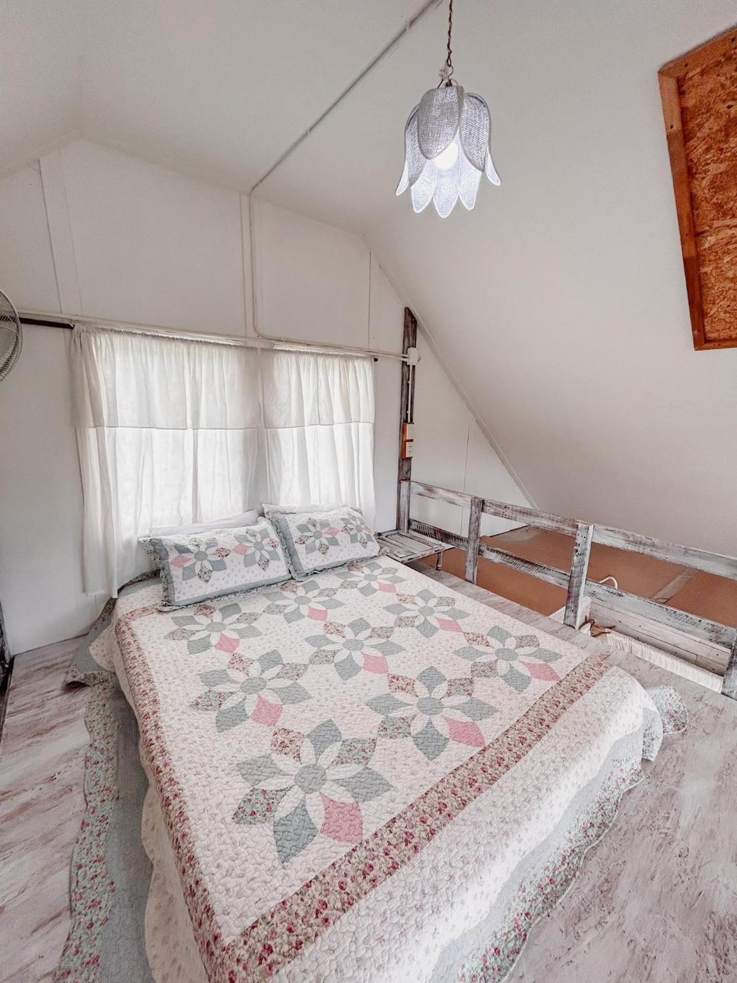 The 99 Cottage Suphanburi Exterior foto